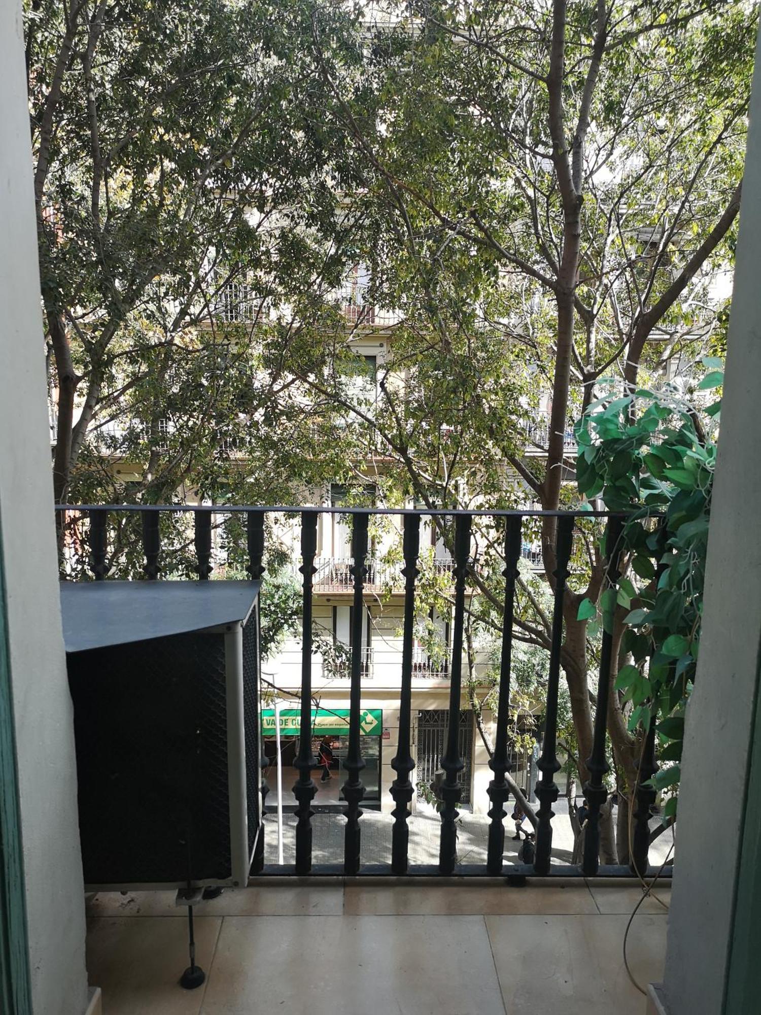 ברצלונה Aparteasy - Family Sant Antoni Apt. מראה חיצוני תמונה