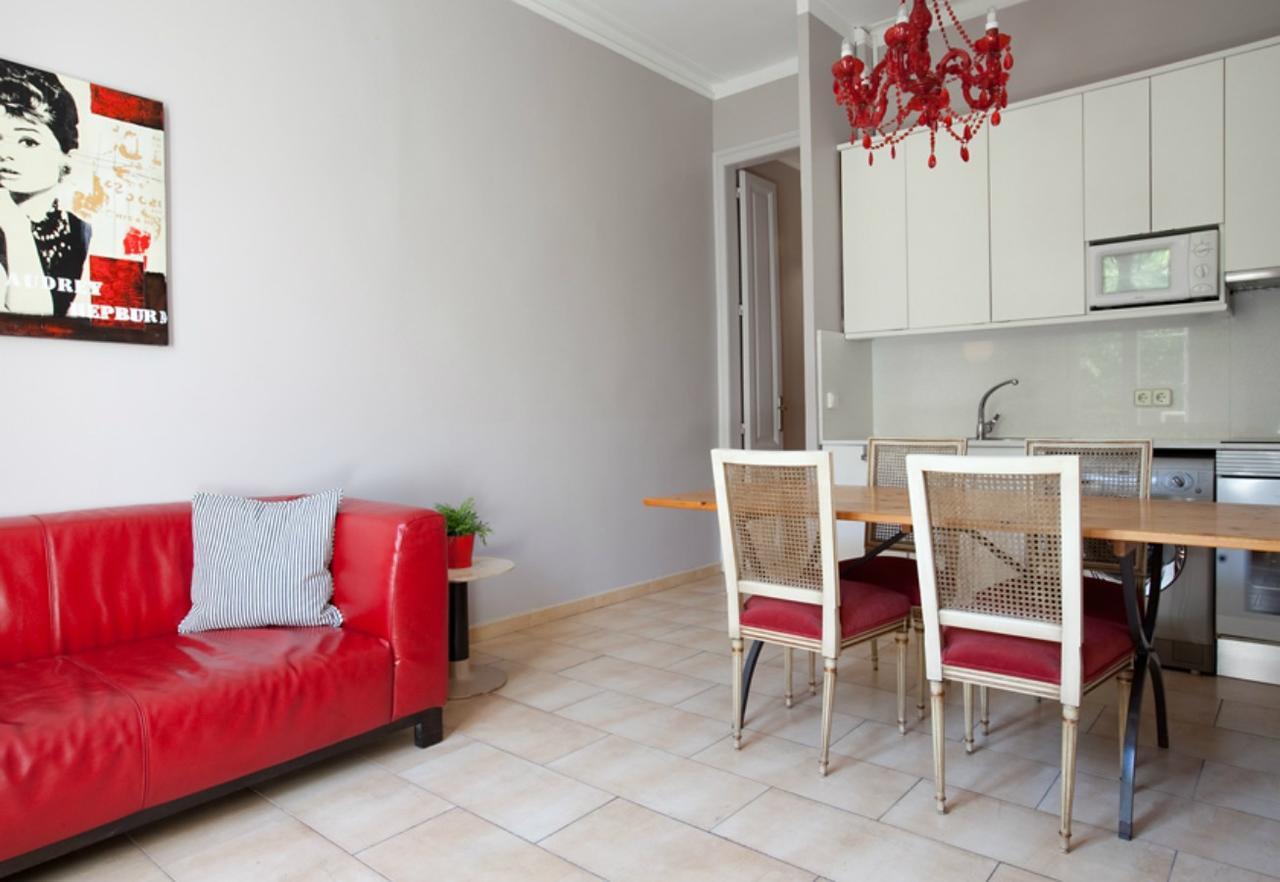 ברצלונה Aparteasy - Family Sant Antoni Apt. מראה חיצוני תמונה
